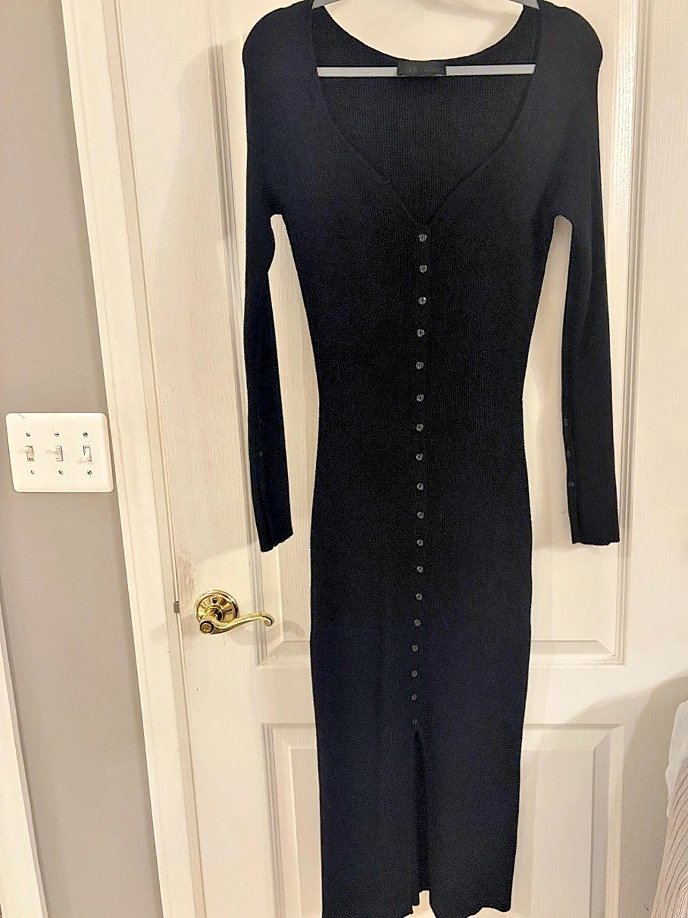 Zara Ribbed Knit Button-Front Midi Dress Black Size large